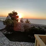 Deep Blue-daphne Апартаменты *